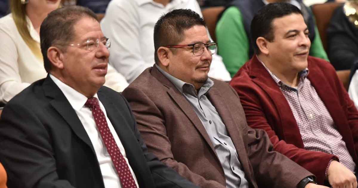 Recibe LXV Legislatura comparecencia del secretario de Gobierno, Eric Cisneros
