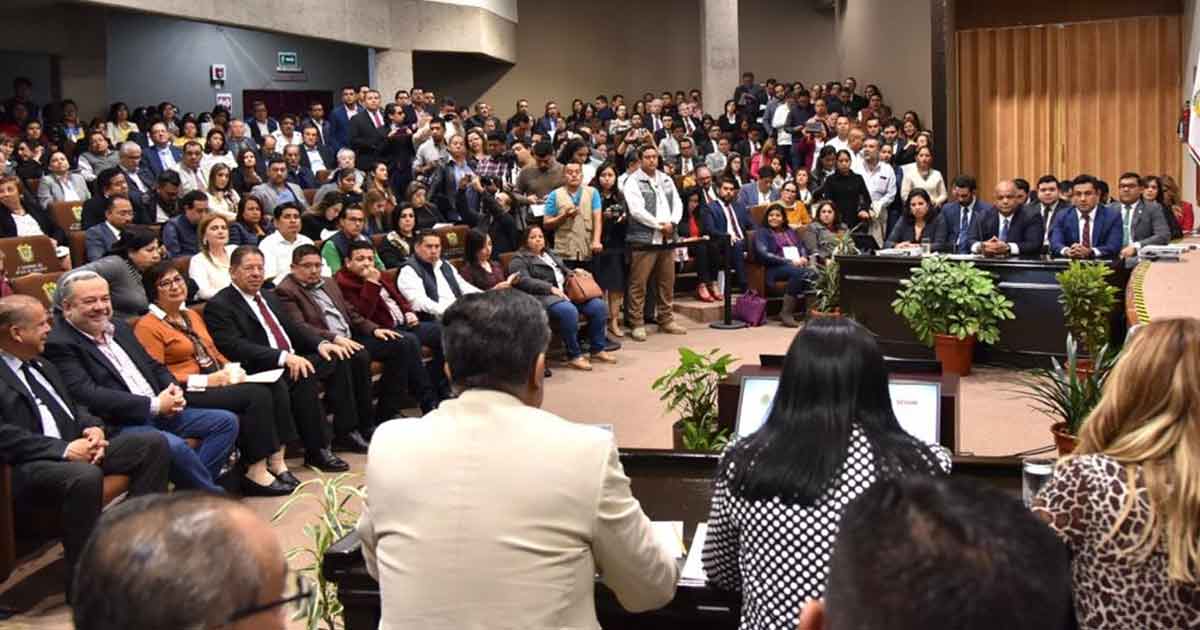 Recibe LXV Legislatura comparecencia del secretario de Gobierno, Eric Cisneros