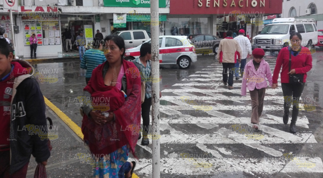 Emprende colectivo 16 días de activismo contra la violencia en Tuxpan