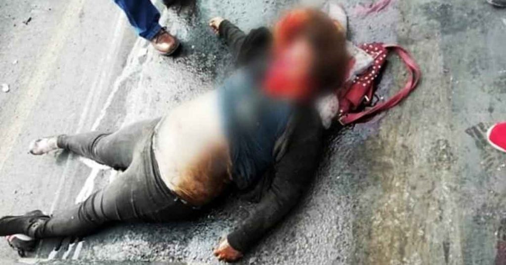 Un tracto camión se quedó sin frenos y provocó el trágico percance