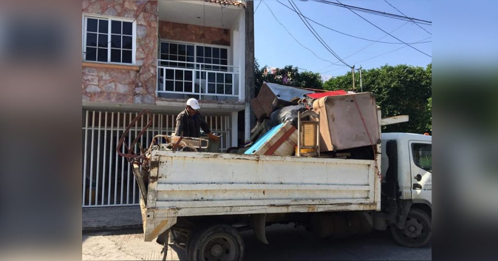 Inician jornada masiva para eliminar criaderos de mosco en Coatzintla
