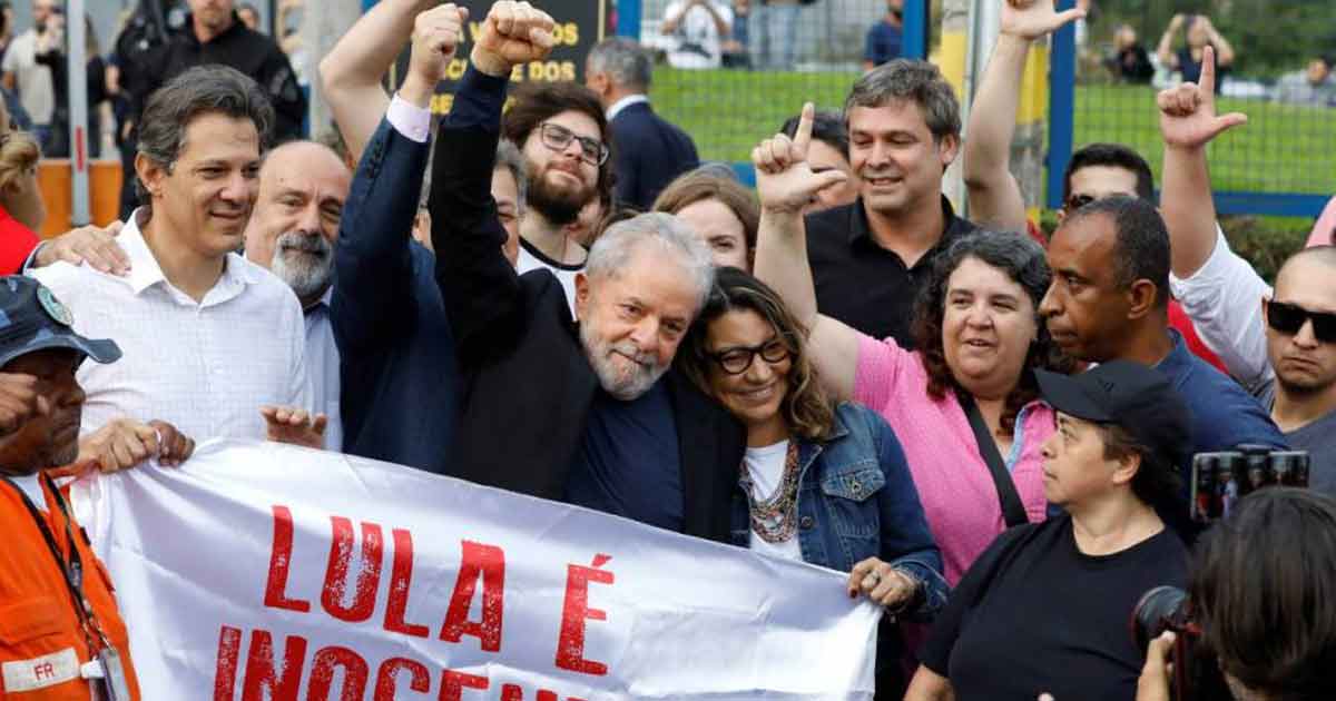 El expresidente de Brasil Lula da Silva sale de prisión
