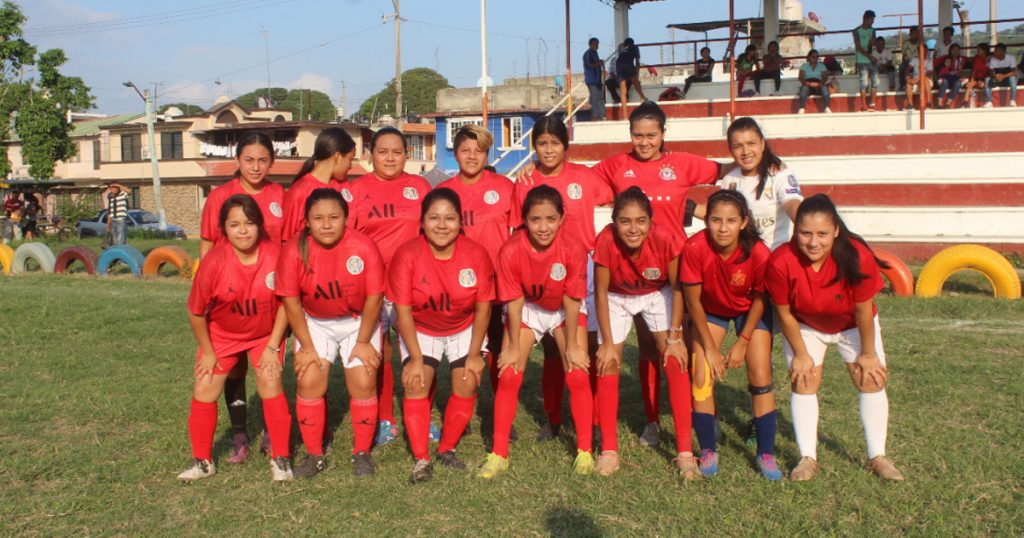 Lázaro Cárdenas FC se metió a los cuartos