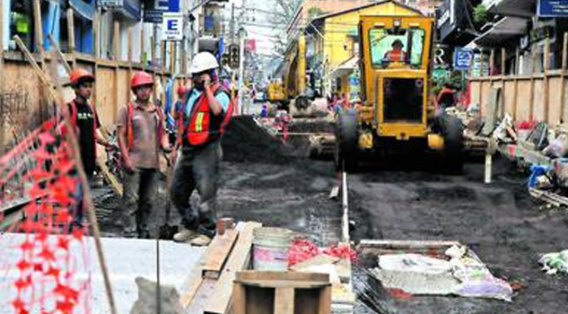 Miles en Veracruz no tienen empleo por falta de obras