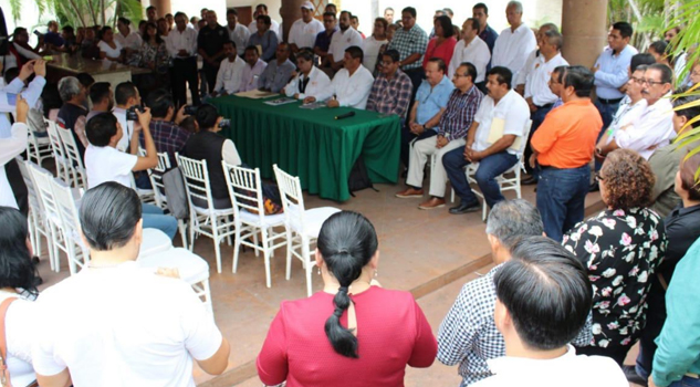 Pide SNTE destitución de Issac Gonzalez Contreras