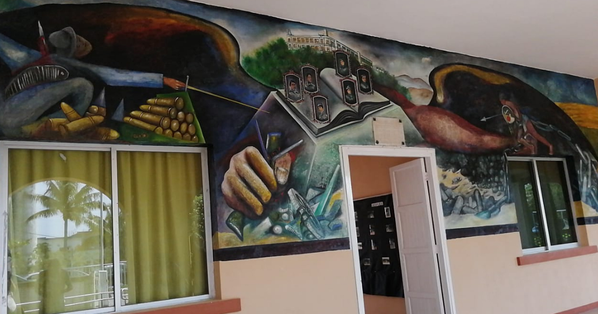 Reinauguran mural emblemático en Tuxpan
