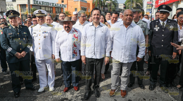 Galería: desfile conmemorativo del CIX Aniversario de la Revolución Mexicana en Xalapa