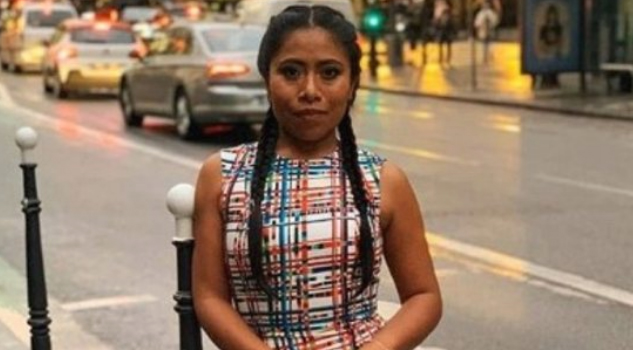 ¡Bella! Yalitza Aparicio impactó con dos outfits muy mexicanos en Taiwán