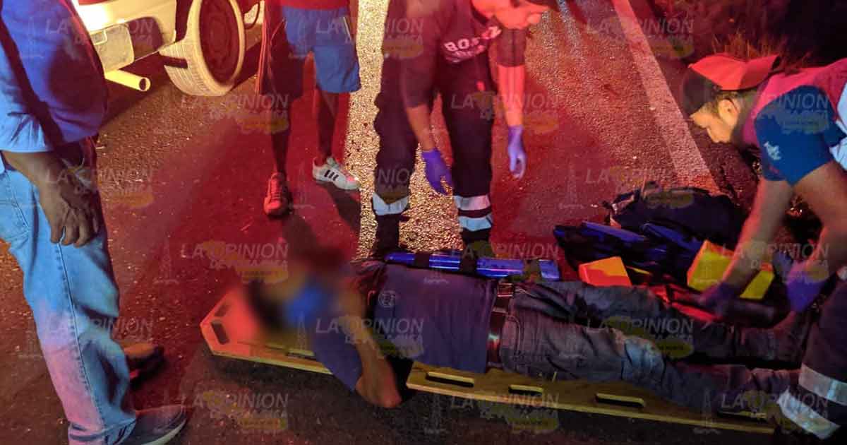 “Vocho”, hizo chuza con tres taxis