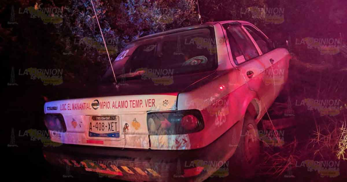 “Vocho”, hizo chuza con tres taxis