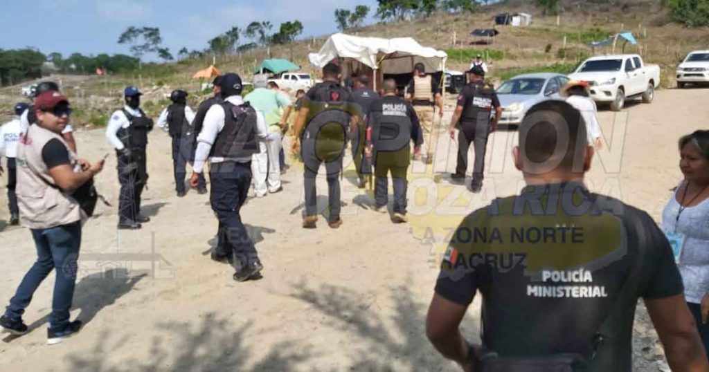 Realizan diligencias en terrenos de la parcela 44 ubicada atrás del CBTIS 78