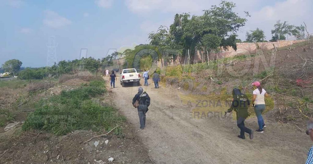 Realizan diligencias en terrenos de la parcela 44 ubicada atrás del CBTIS 78