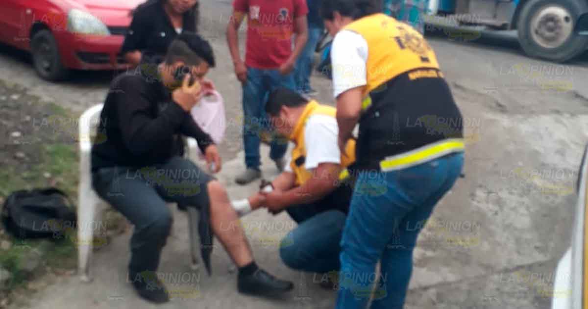 Embisten a motociclista de Naranjos