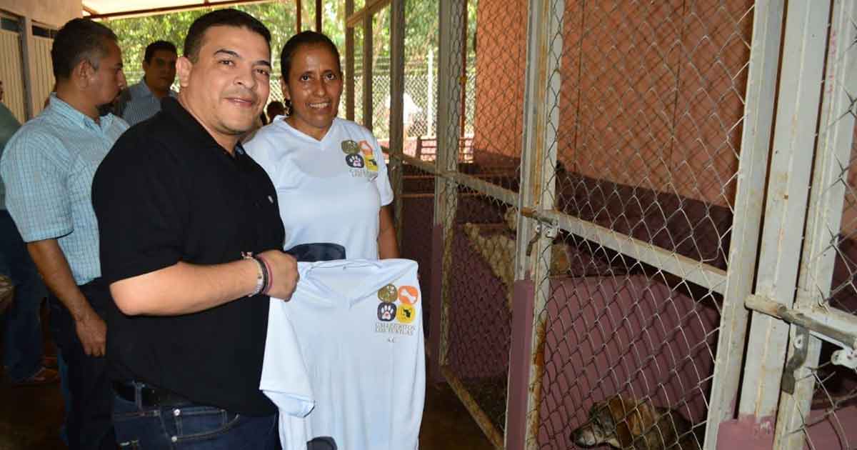 Inauguró Gómez Cazarín instalaciones de “Callejeritos Los Tuxtlas A.C.”