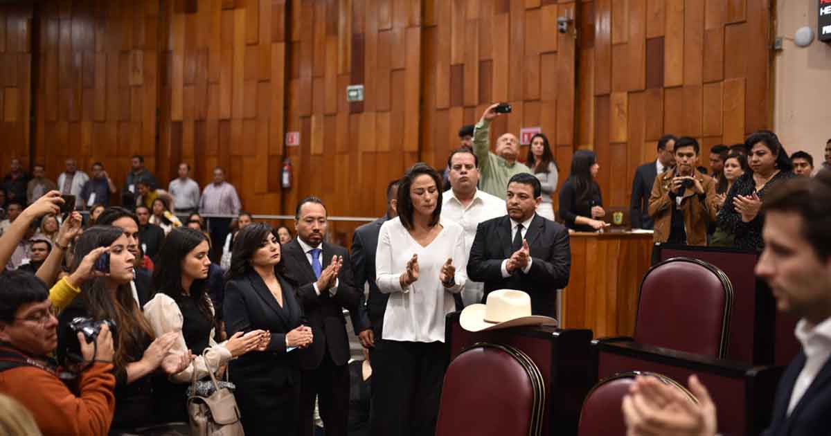 Rinde LXV Legislatura homenaje al diputado Juan Carlos Molina Palacios