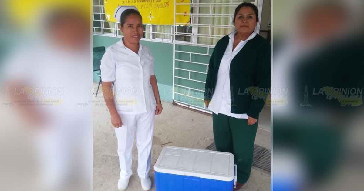 Para reforzar esquemas de vacunación, dotan de medicamento a unidades Medico Rurales