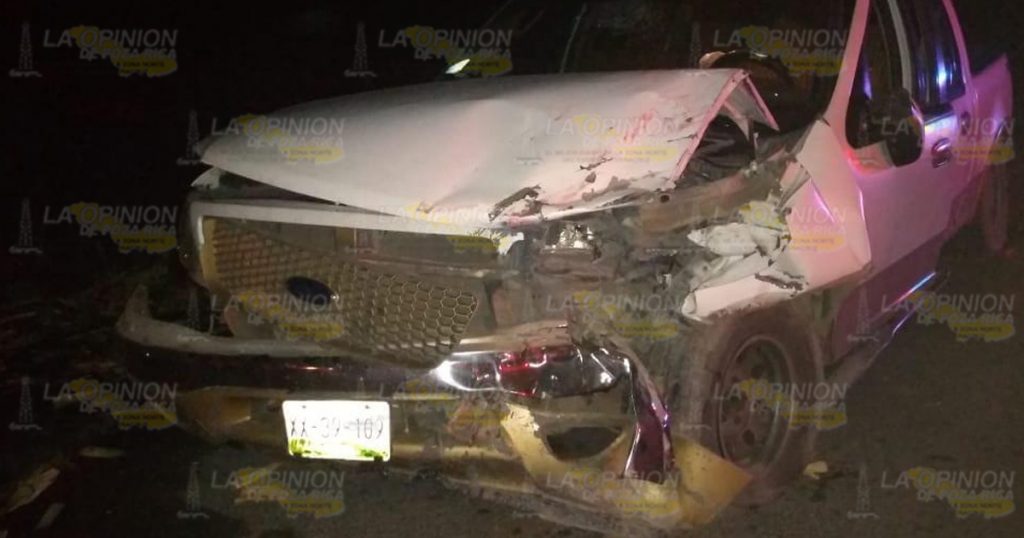 Borracho se estampa contra un camión cervecero