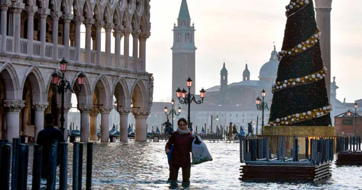 Enfrenta Venecia nueva inundación antes de Navidad