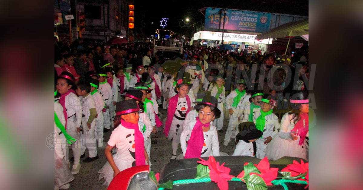 Esta tarde el tradicional desfile navideño en Álamo