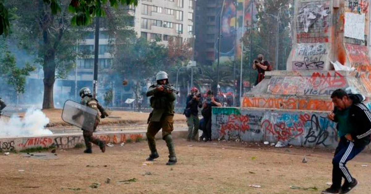 Ascienden a 352 las personas con heridas oculares en protestas de Chile