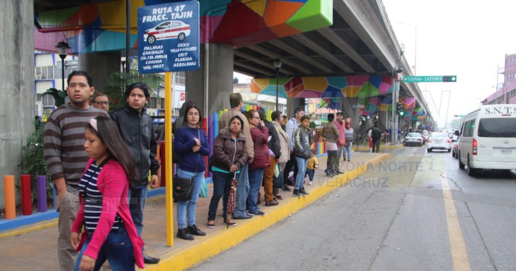 Paradas llenas en el centro de la ciudad