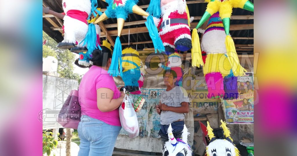 Buscan valorar el trabajo de los artesanos piñateros