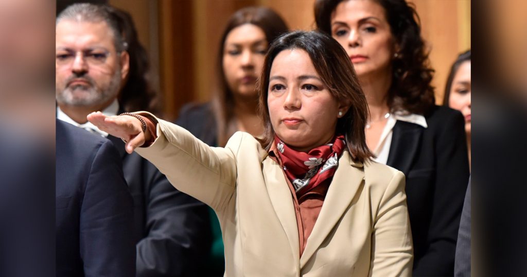 Disciplina y orden, compromiso de este gobierno: Contralora del Estado