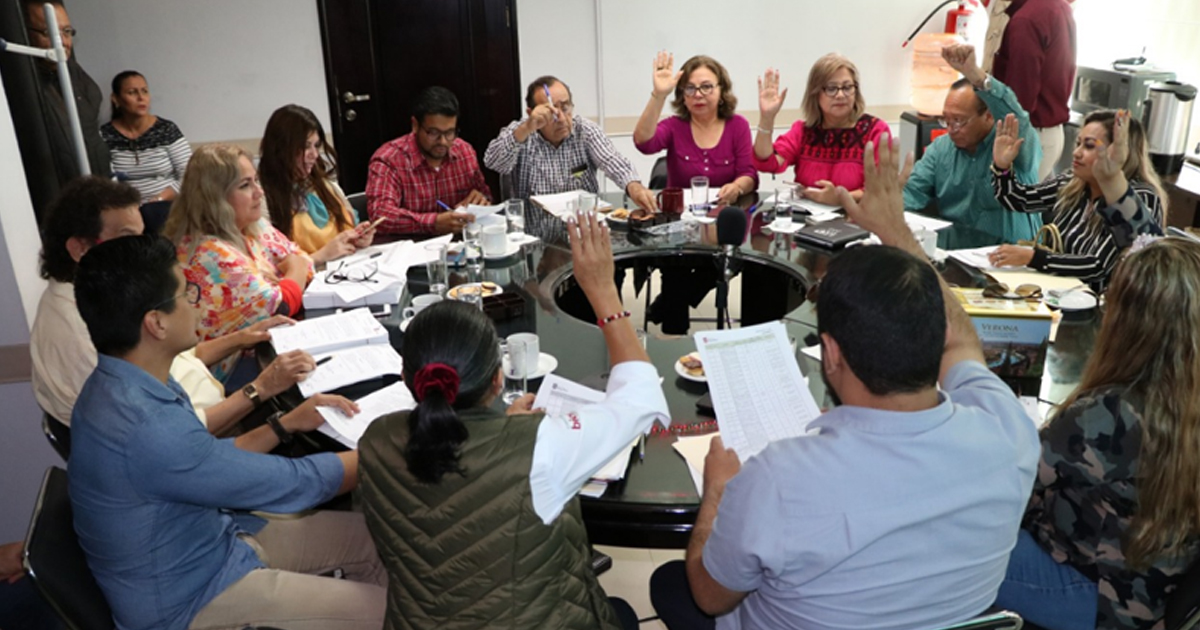 Aprueban ediles de Poza Rica informe de Avances de Obra en sesión de cabildo