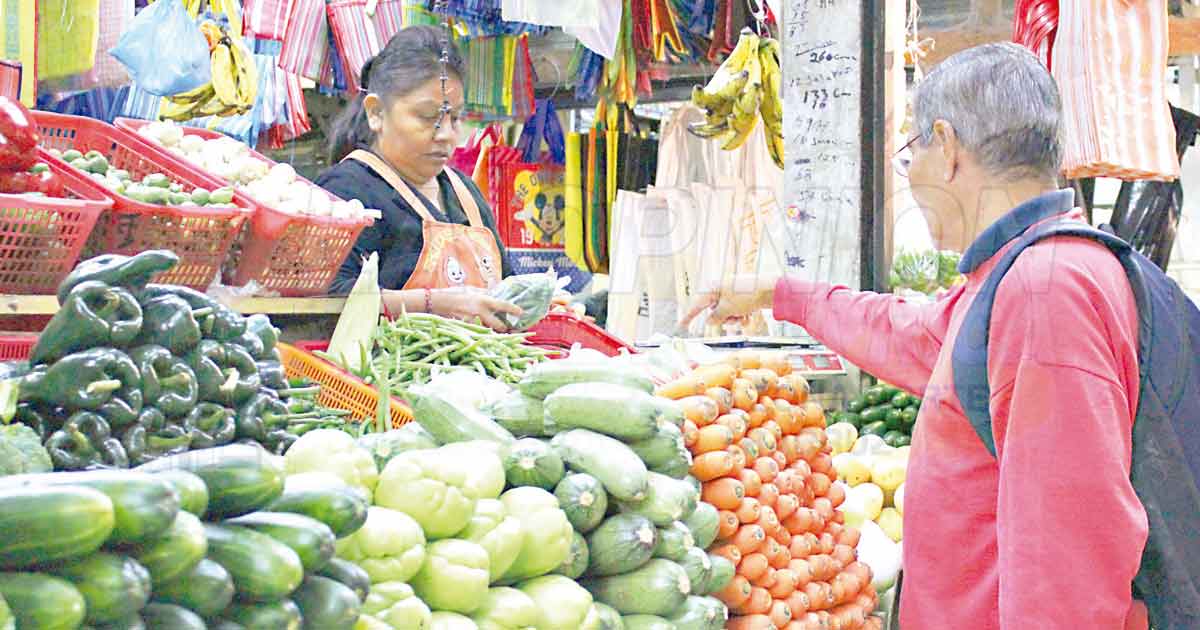 La canasta básica cada vez es más cara para los trabajadores.