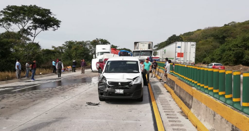 Cierre total de la autopista Córdoba-Veracruz km 20