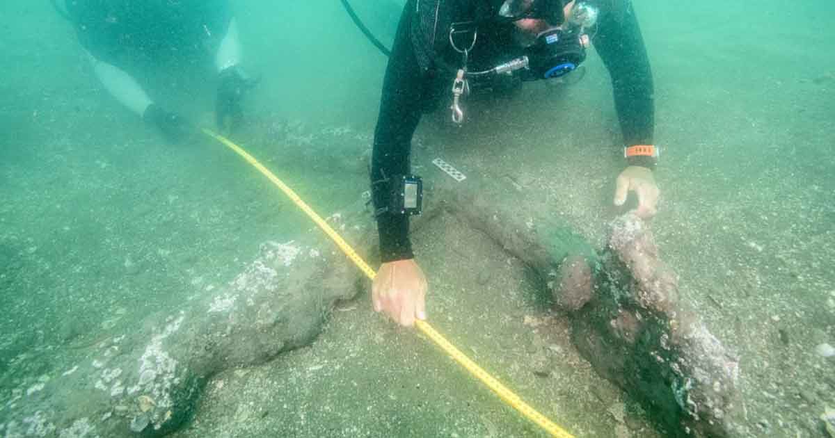 500 Años Después del Desembarco de Cortés, Descubren Dos Anclas de Hierro en Veracruz