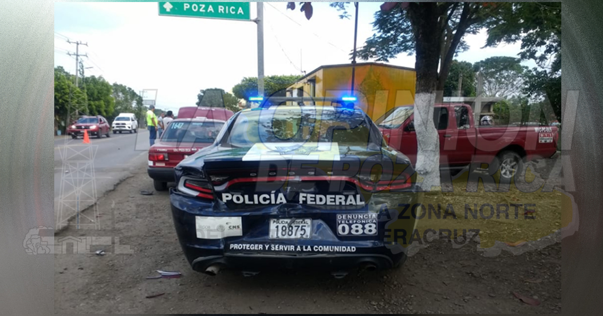 Ebrio choca contra una patrulla de la policía federal, en La Uno