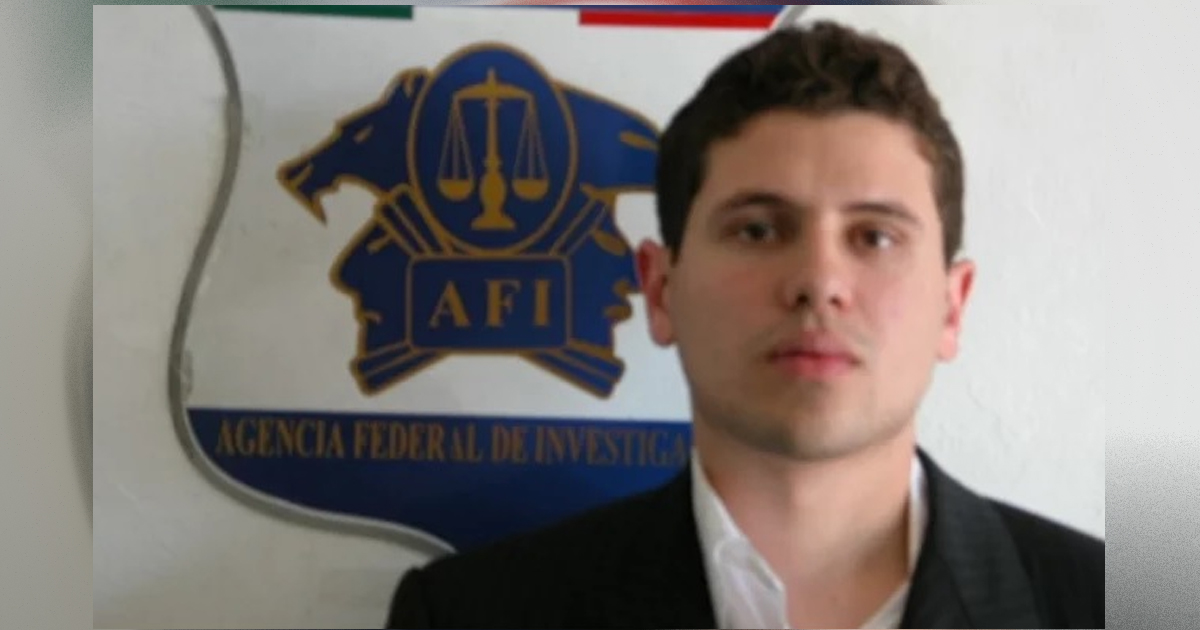 El Chapito regaló obsequios en Navidad en una localidad de Sinaloa