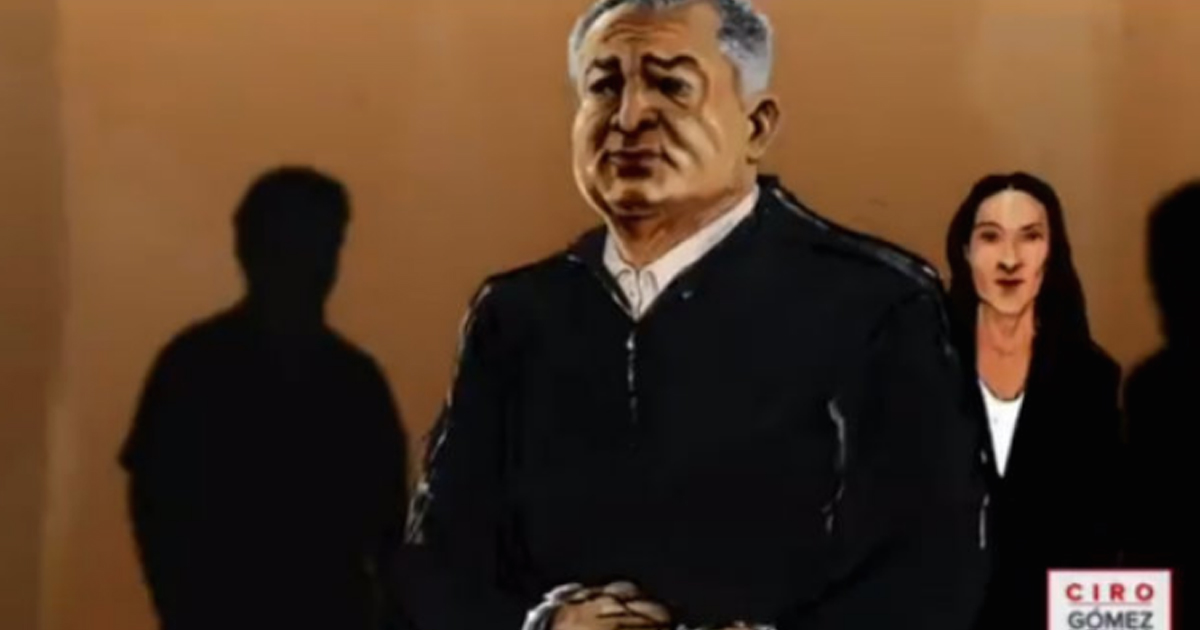 Encadenado de pies y manos, hecho un manojo de nervios, así compareció García Luna en EU