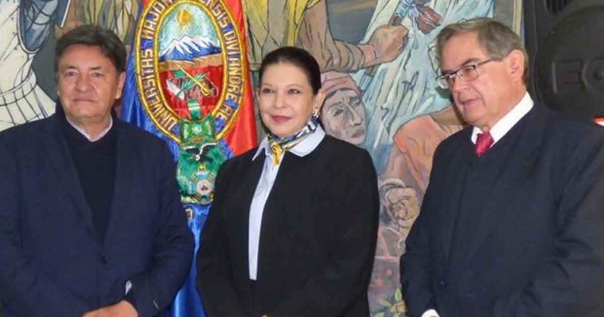 Bolivia expulsa a embajadora de México
