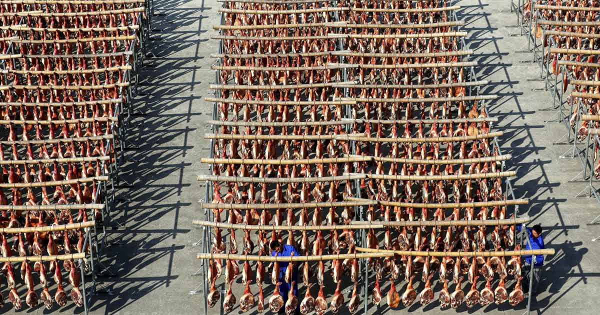 El precio de los alimentos se dispara por la alta demanda y la peste porcina en China