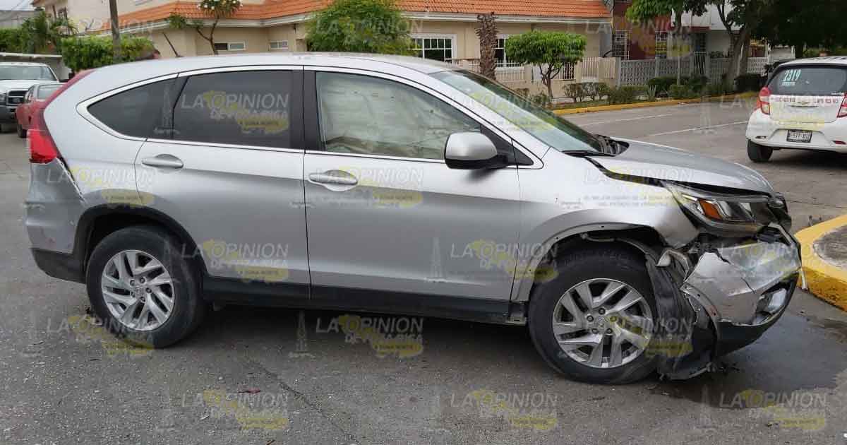 Pasajera lesionada en encontronazo en la colonia 27 de Septiembre