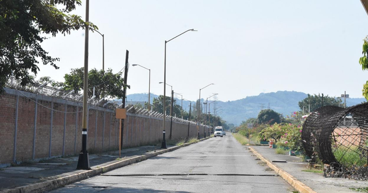 Reabren paso a la circulación vehicular por Escolín