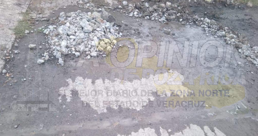 Se desperdicia el agua en el centro de Venustiano Carranza