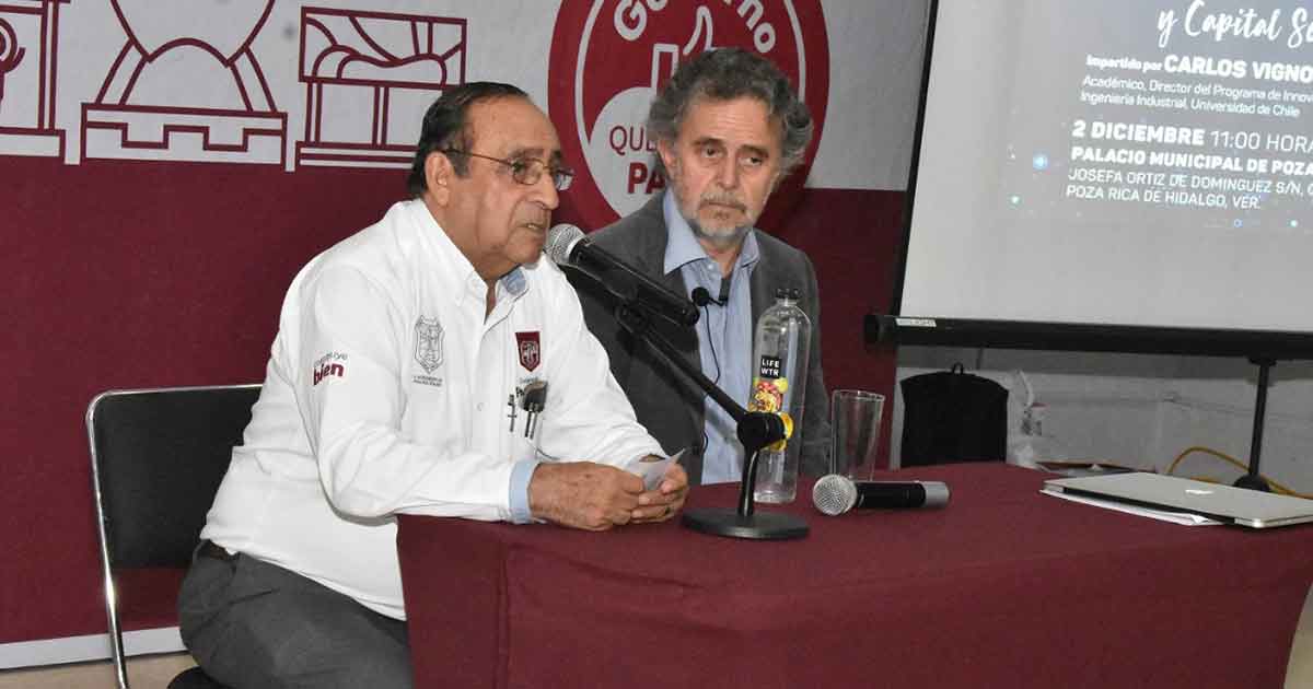 Busca gobierno de Javier Velázquez mejorar el desempeño de sus funcionarios