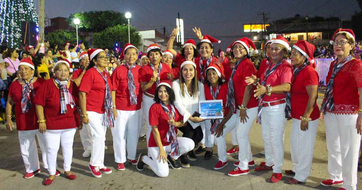Todo un éxito el magno desfile Navideño Naranjos 2019