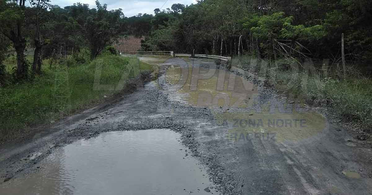 Olvidados caminos a comunidades de la sierra.