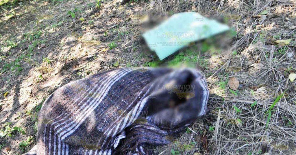 Encuentran a un encobijado en Tlapacoyan