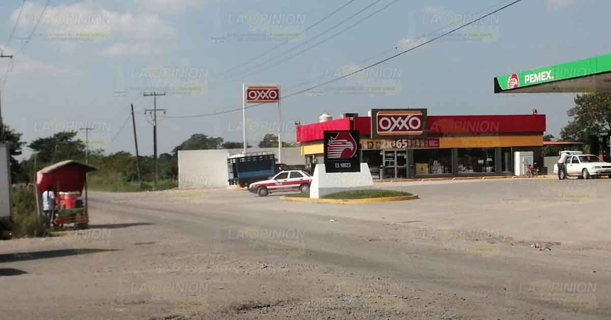 Soldados encarcelados por alterar el orden y tomar en vía pública