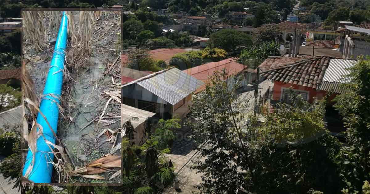 Imparable fuga de agua; CAEV hace caso omiso