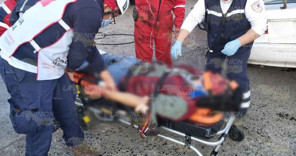 Prensado en accidente en la México-Tuxpan