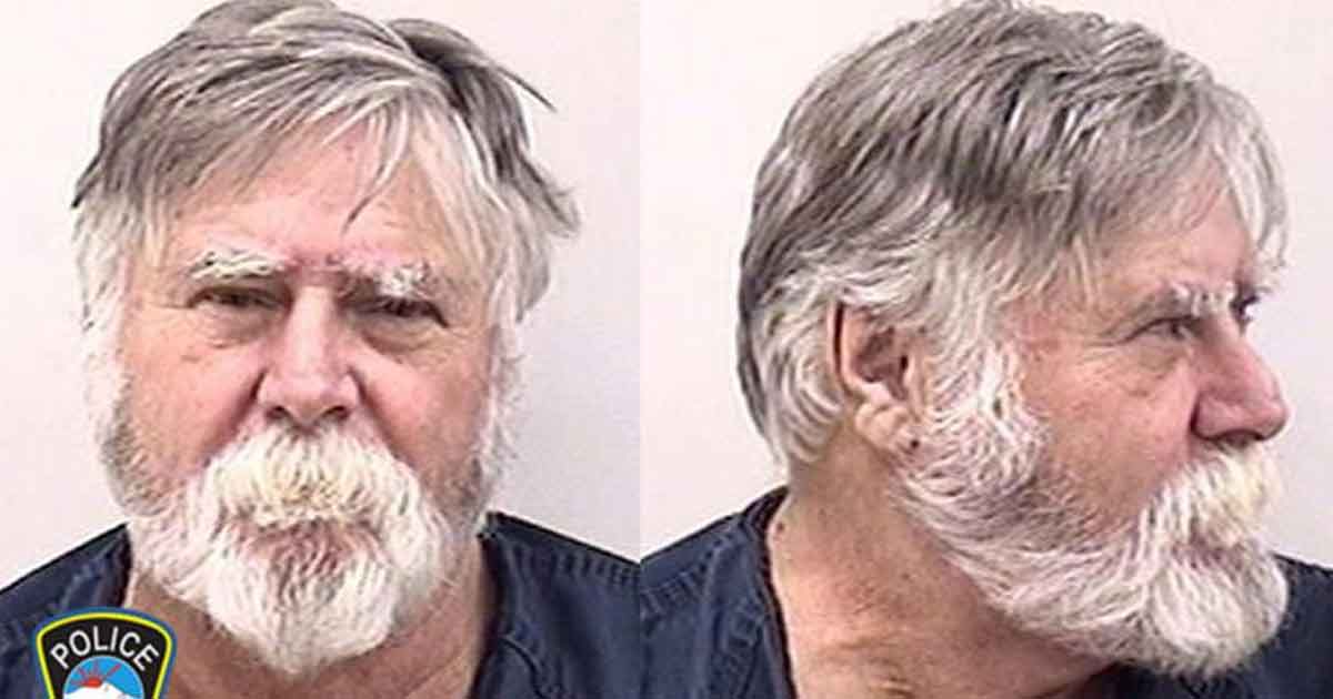 Roba un banco y reparte el dinero por la calle al grito de “Feliz Navidad”