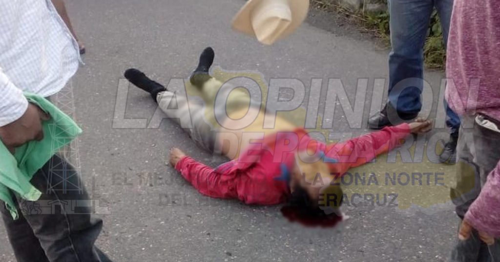 ¡Campesino se abrió la cabeza ! cayó cuando viajaba en la parte trasera de una camioneta