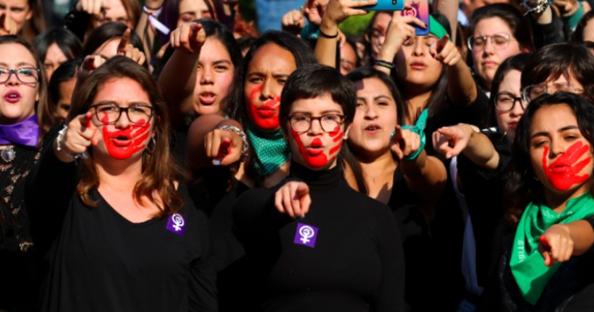 “Un violador en tu camino”: cantan universitarias en estos estados