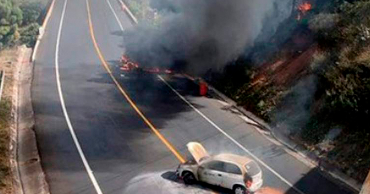 Se desata violencia en Uruapan tras captura de El Vocho, líder de Los Viagras